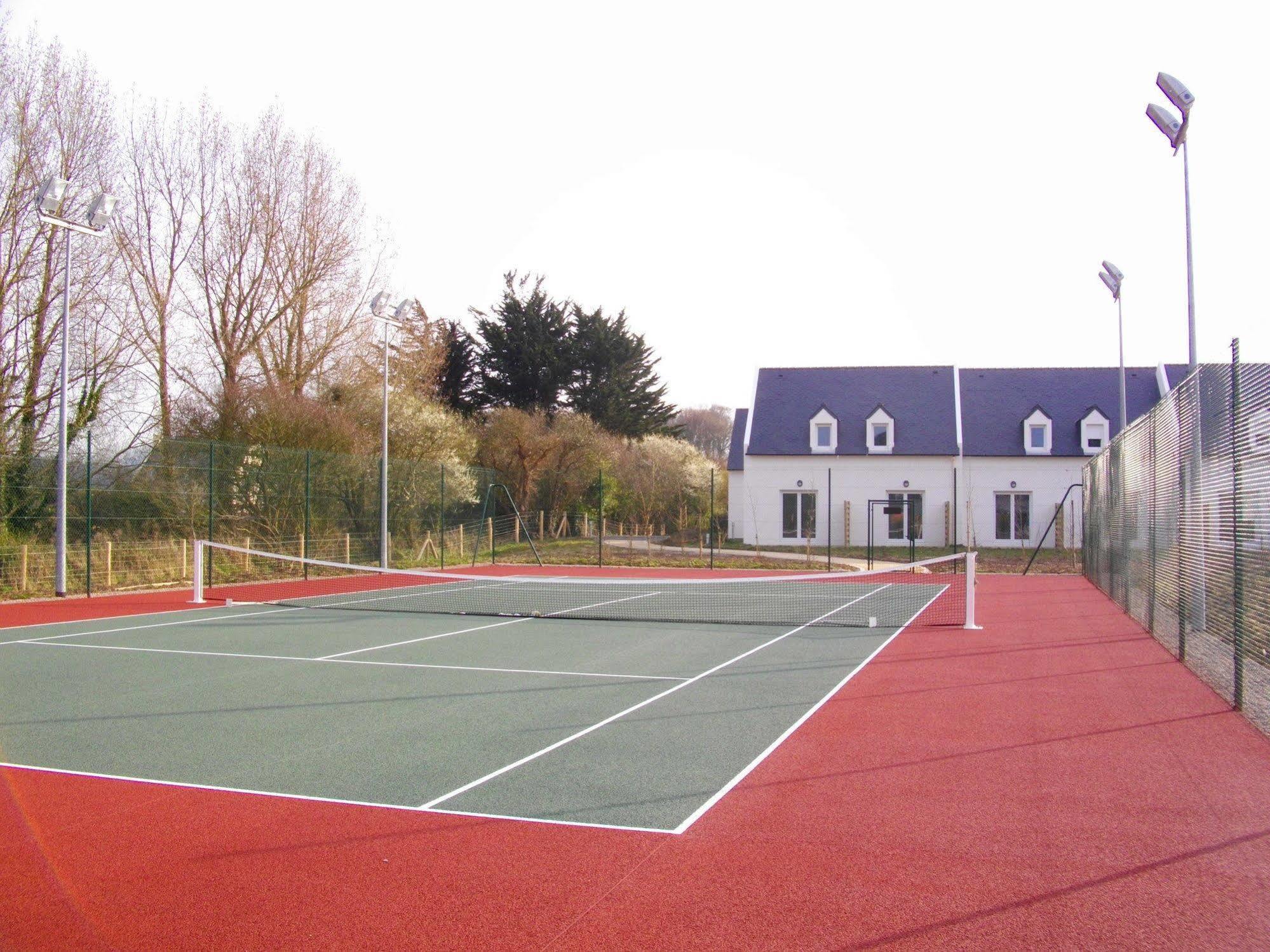 Residence Nemea Les Roches Saint-Pol-de-Léon Buitenkant foto